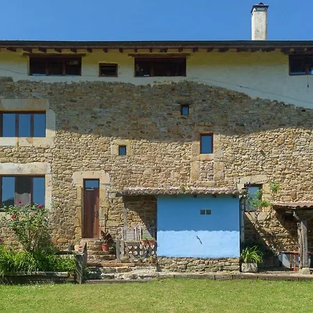Conjunto Rural La Tejedora. Y Estudios Familiares. Hostel