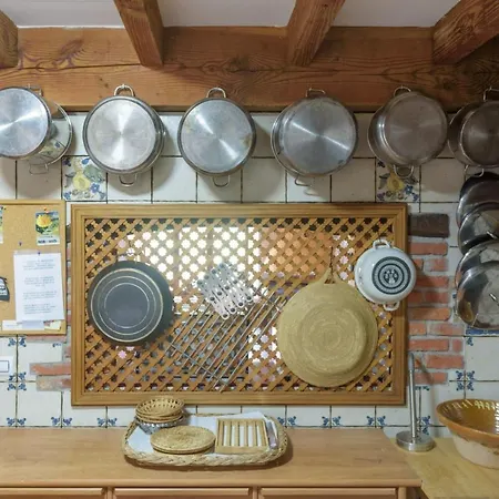 Conjunto Rural La Tejedora. Y Estudios Familiares. * Rasines