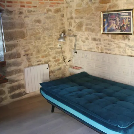 Conjunto Rural La Tejedora. Y Estudios Familiares. Hostel