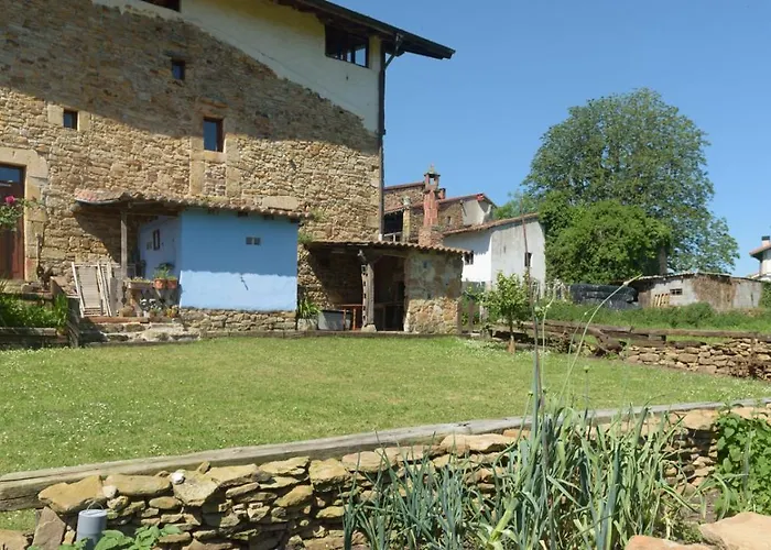 Conjunto Rural La Tejedora. Y Estudios Familiares. Ostello