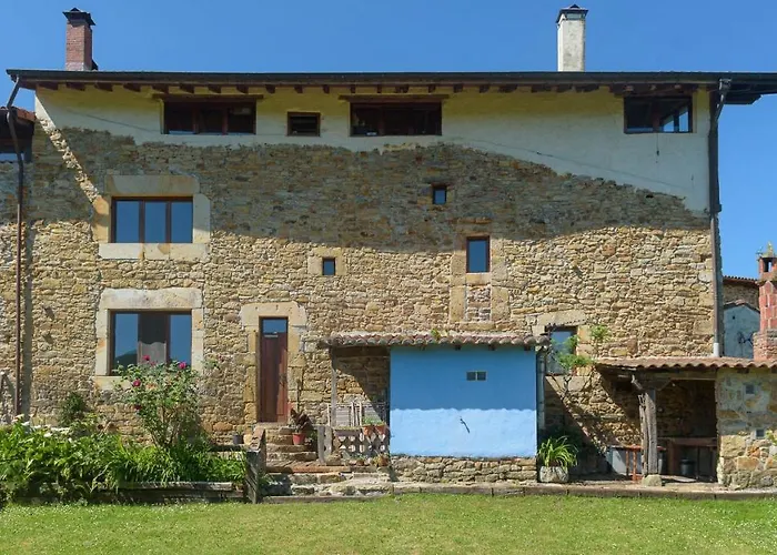 Conjunto Rural La Tejedora. Y Estudios Familiares. Ostello