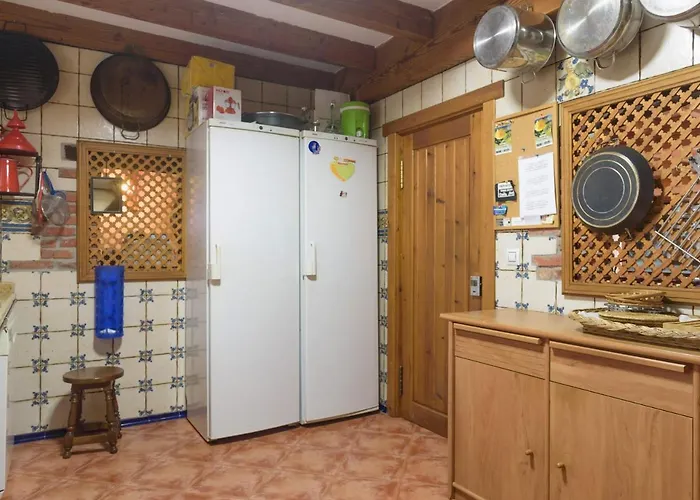 Conjunto Rural La Tejedora. Y Estudios Familiares.