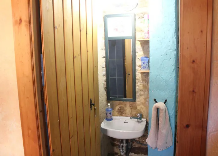 Conjunto Rural La Tejedora. Y Estudios Familiares.