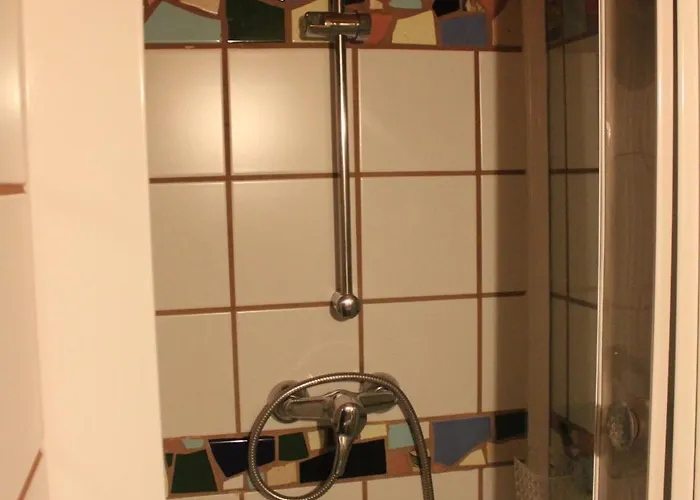 Conjunto Rural La Tejedora. Y Estudios Familiares. Vandrerhjem Rasines