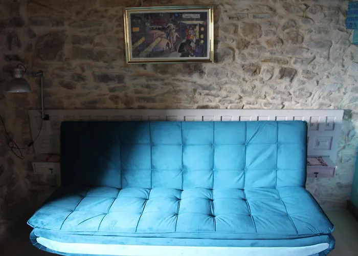 Conjunto Rural La Tejedora. Y Estudios Familiares. Rasines